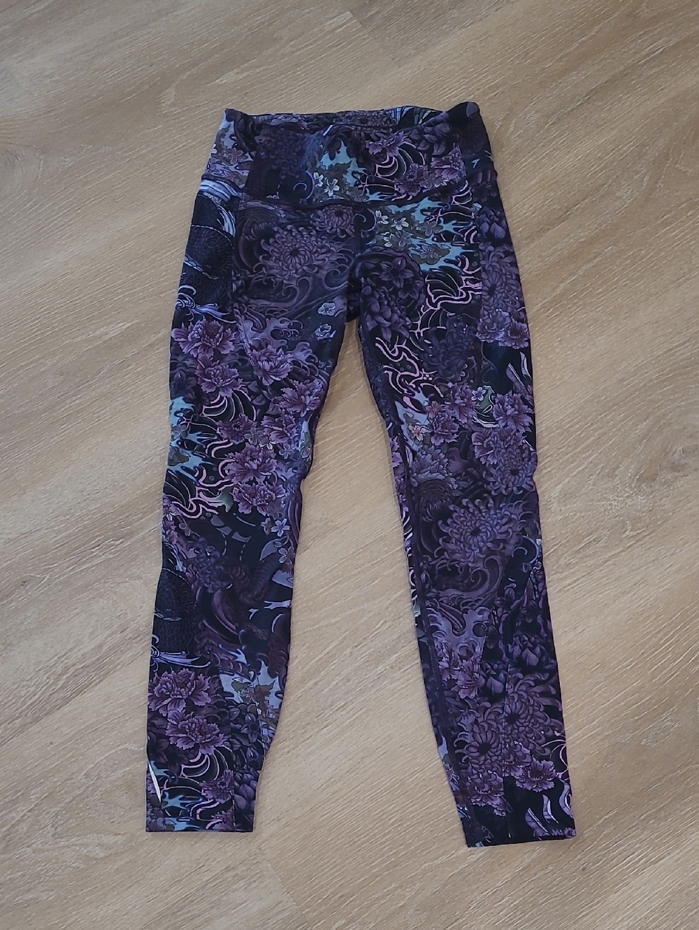 Purple Floral Patterned Chading Miles Tights